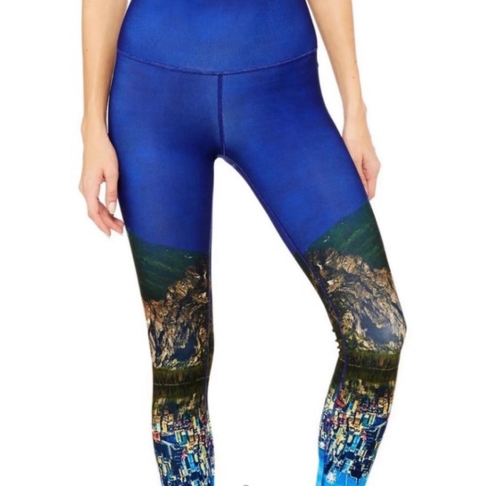 Alo Airbrush City Leggings